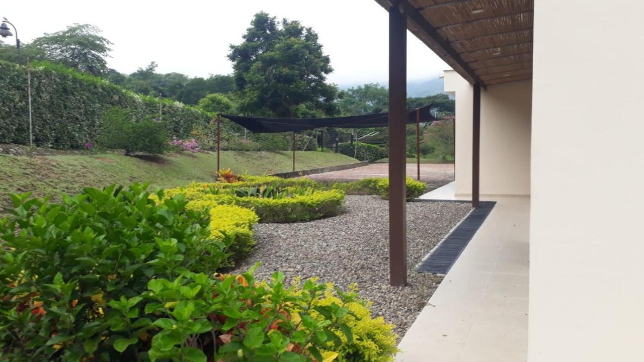 Casa Campestre De Lujo Con Piscina Privada, Terreno De 6mil Mts, Vigilancia 24horas, Villeta