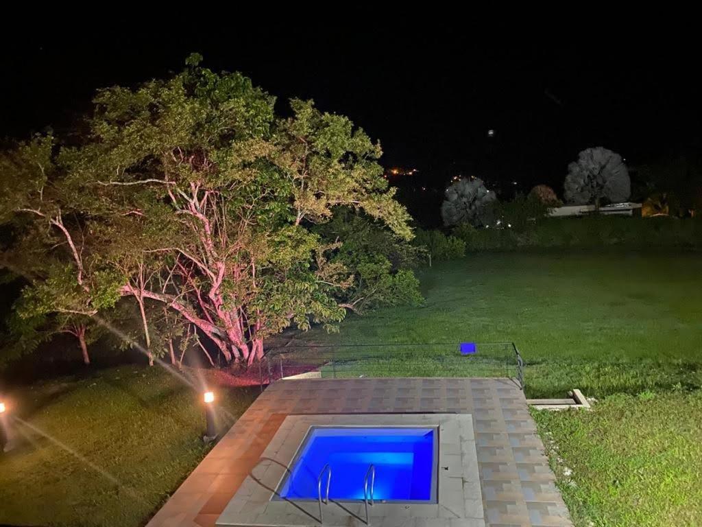 Casa Campestre De Lujo Con Piscina Privada, Terreno De 6mil Mts, Vigilancia 24horas, *